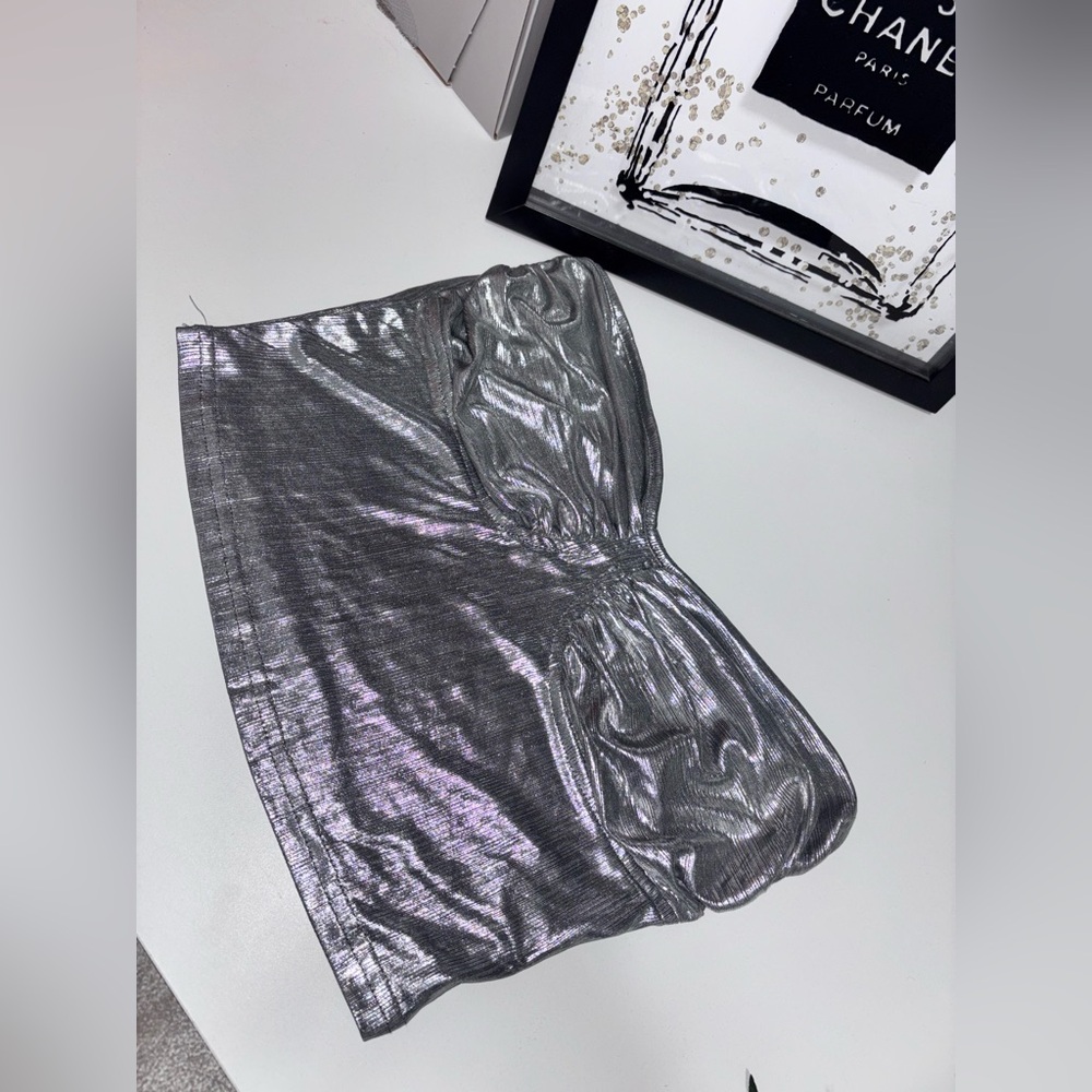 SHEIN SXY backless bustier metallic crop top size M - Picture 3 of 5